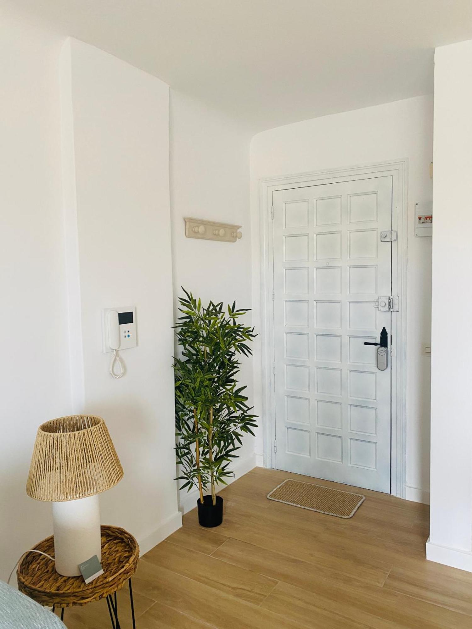 Saona Coast - Apartamento Reformado En Playa Arenal, Xabia Bagian luar foto